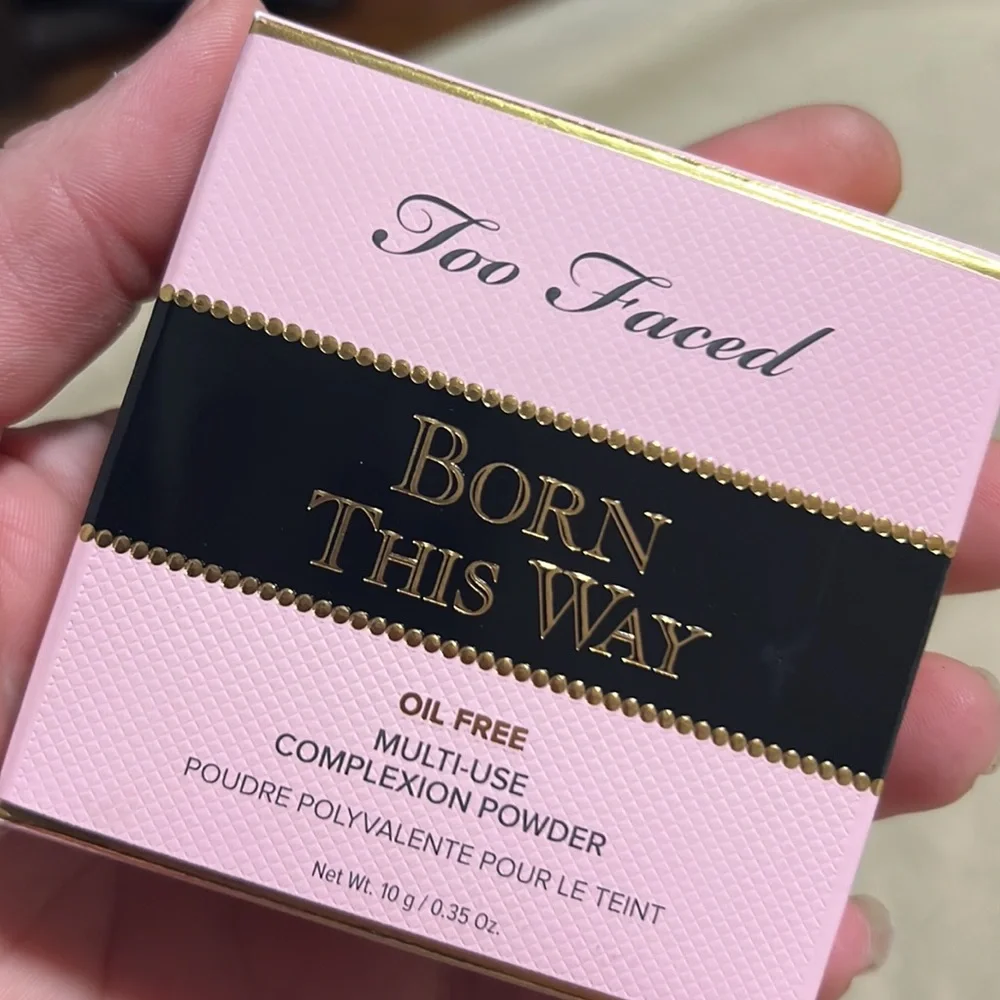 💕🌙Too Faced Taffy Born This away Multi Use Powder
